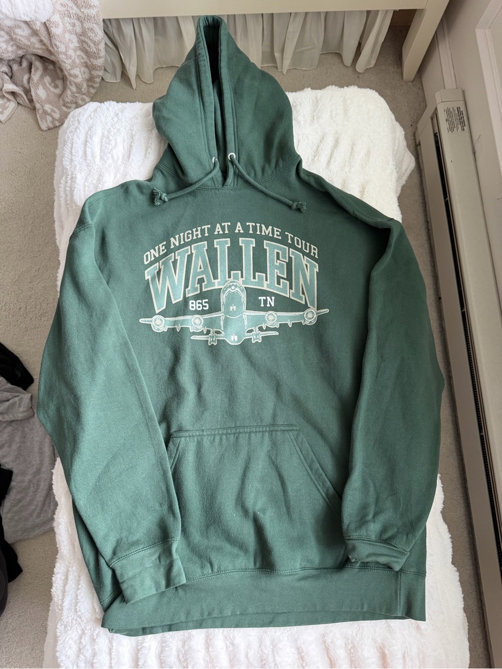 Morgan Wallen One Night At A Time Tour Green Pullover Hoodie Size XL